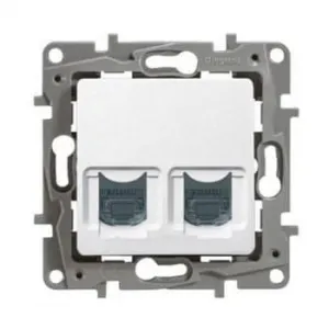 Розетка компьютерная 2xRJ45+RJ11 Cat.5 Legrand ETIKA, белый, 672252