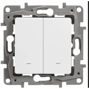 Выключатель 2-клавишный Legrand ETIKA, с подсветкой, скрытый монтаж, белый, 672204